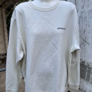 Patagonia Off-White Crewneck Sweatshirt